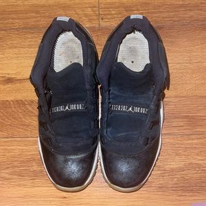 No laces Jordans